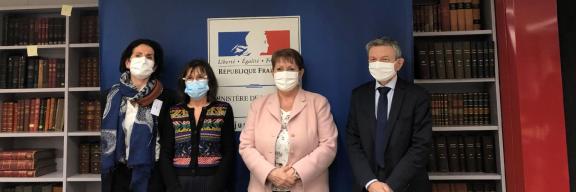 Protocole sur la prise en charge des violences conjugales Signature du protocole sur la prise en charge des violences conjugales